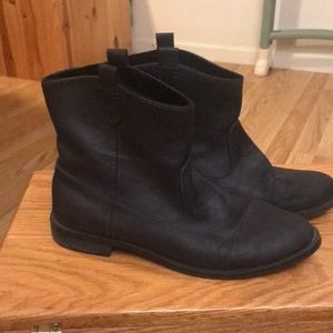 Women’s ankle boots